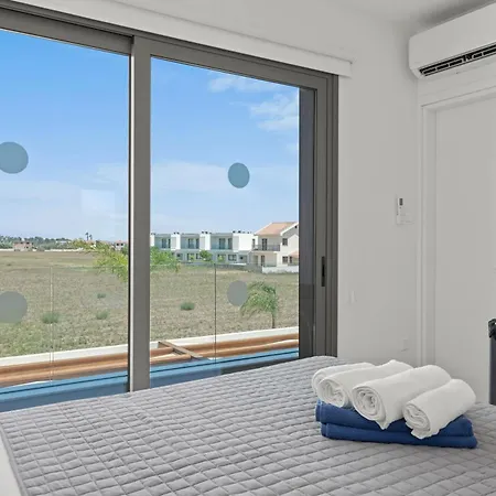 Serenity Waves 21 Villa