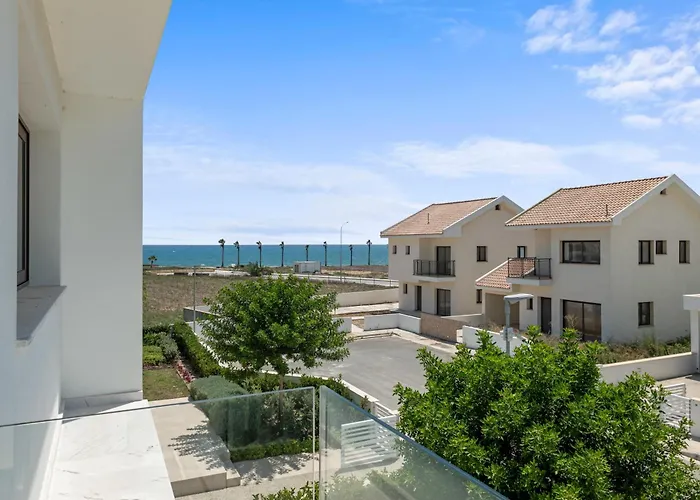 Vila Serenity Waves 21